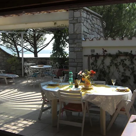 Elio E Dony Passignano sul Trasimeno