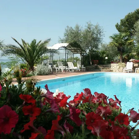 Elio E Dony Apartamento